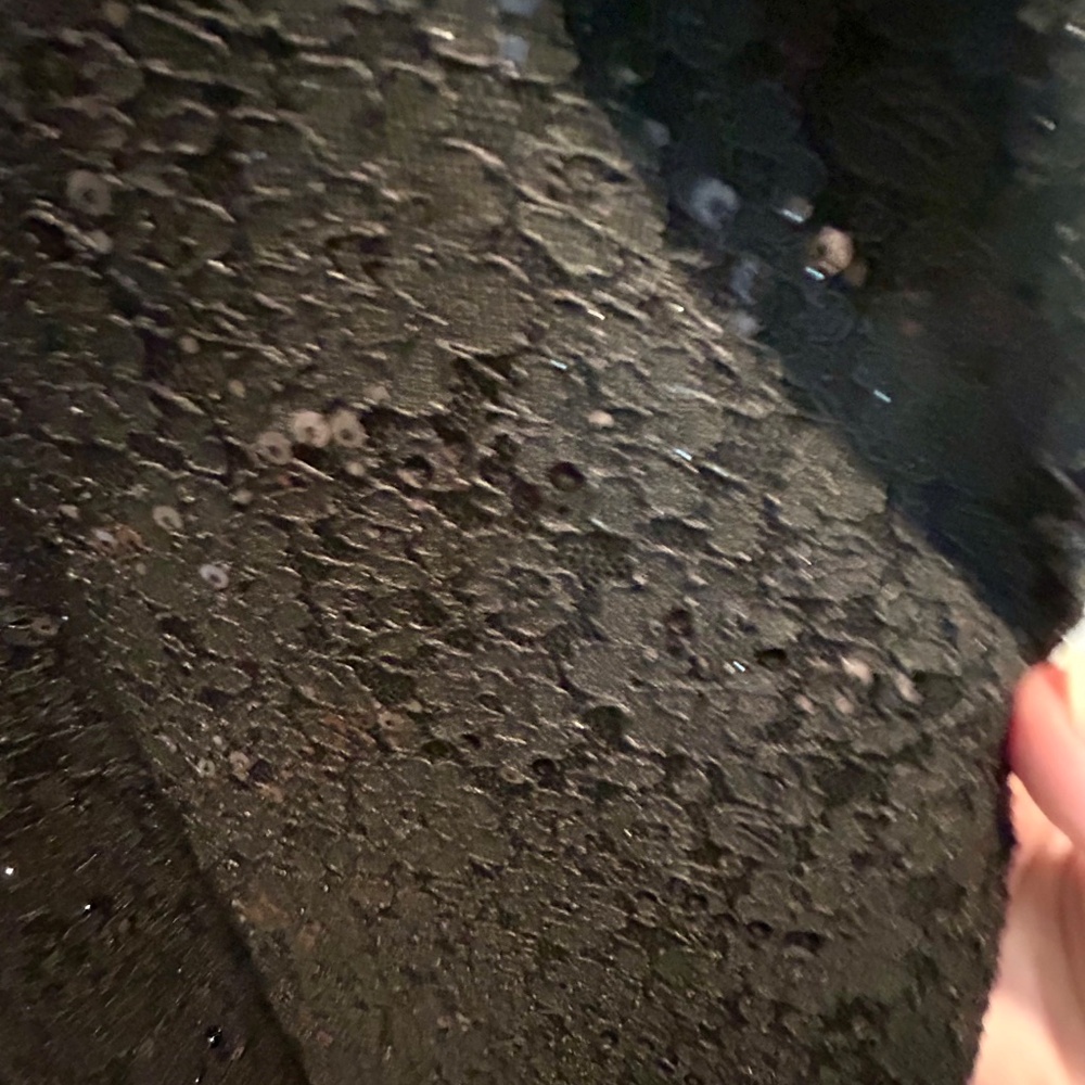 Formal dress - Picture 4 of 5